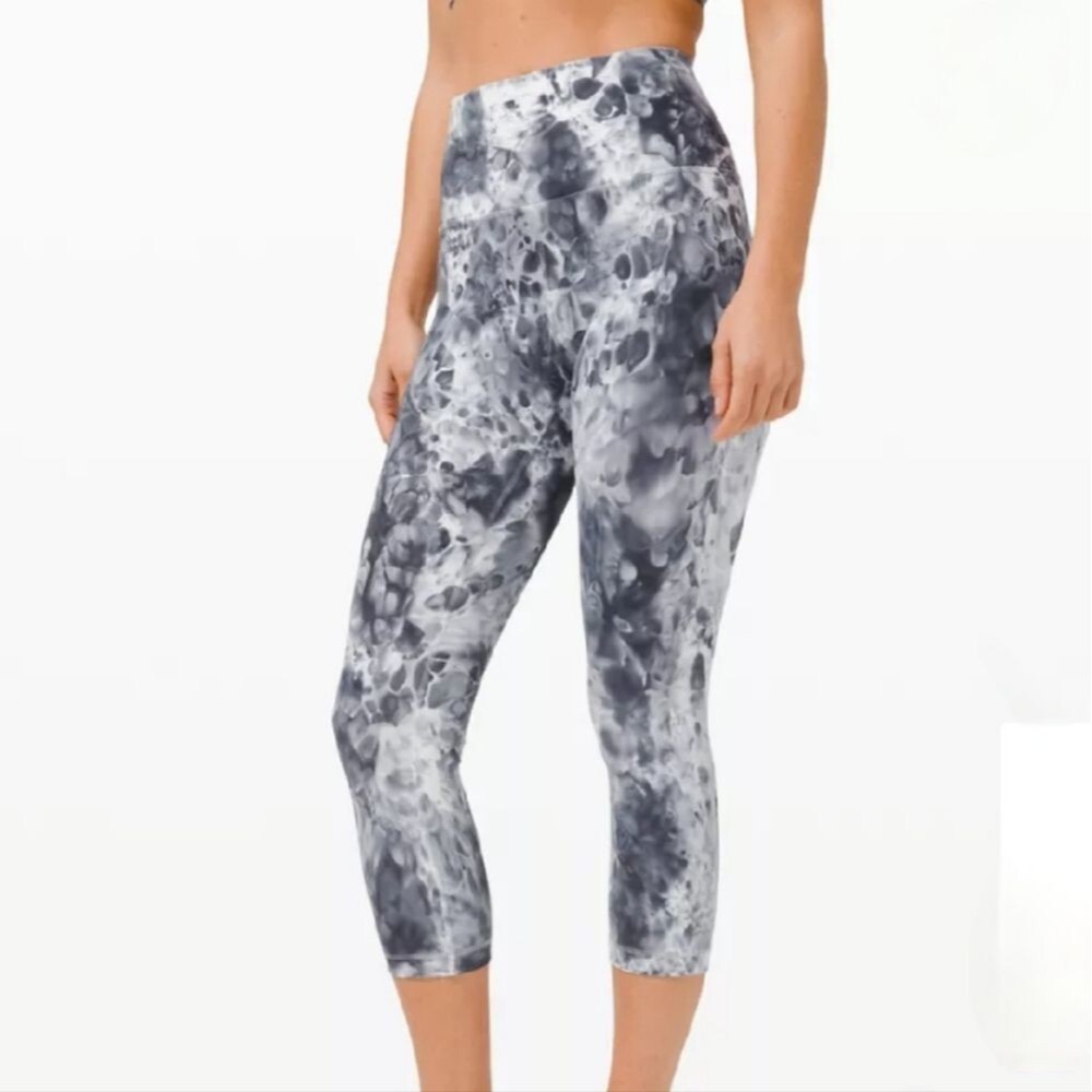 Lululemon Wunder Under High-Rise Crop 21" Marble Dye Leggings Size 10